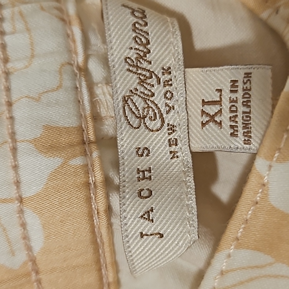 Shorts - Picture 5 of 5